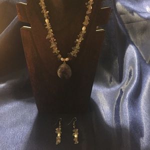 ⚡️One of a kind necklace & earrings set